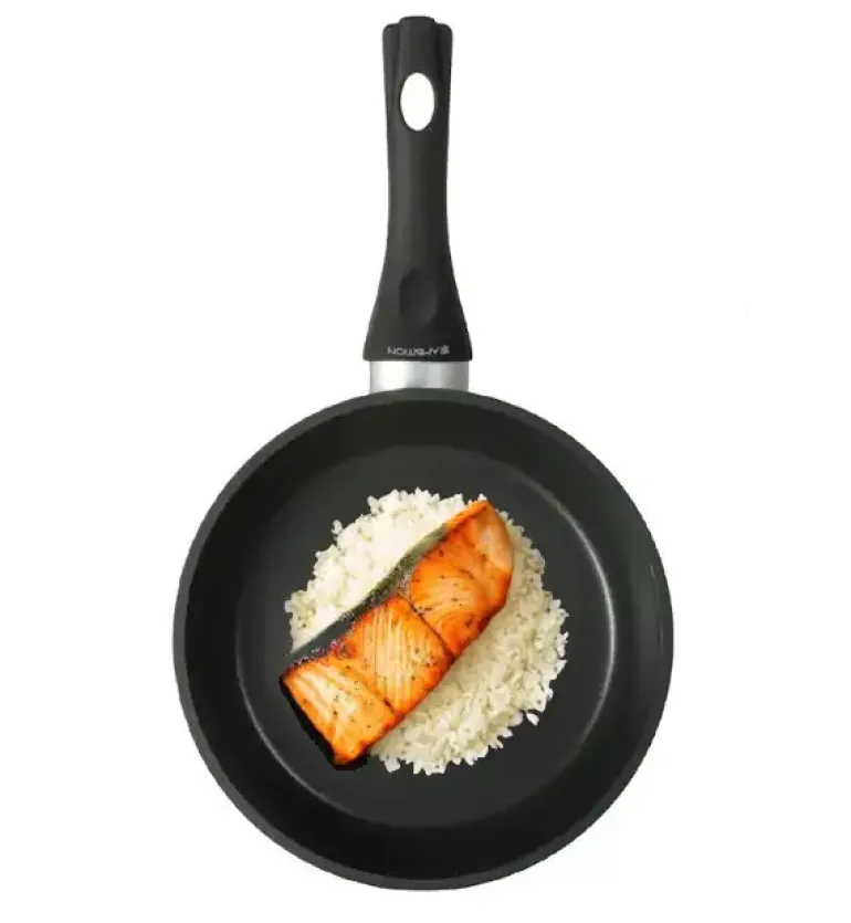 AMBITION MAGNAT Patelnia aluminiowa 22 cm / powłoka ILAG Non-Stick Premium / INDUKCJA