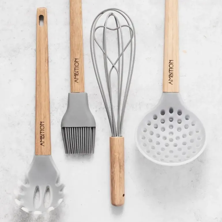 AMBITION NORDIC Łyżka do spaghetti silikonowa 29 cm z bambusową rączką / skandynawski styl
