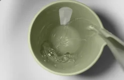 BLIM PLUS Dzbanek z miarką 0,5 l zielony