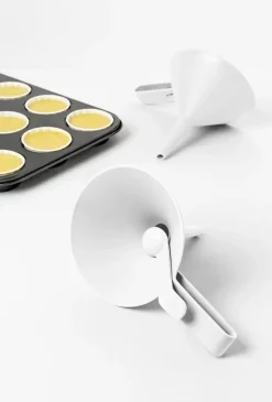 BLIM PLUS Lejek biały / funkcjonalny / innowacyjny