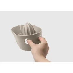 BLIM PLUS Wyciskarka do cytrusów brązowa / produkt innowacyjny