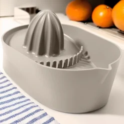BLIM PLUS Wyciskarka do cytrusów brązowa / produkt innowacyjny