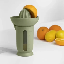 BLIM PLUS Wyciskarka do cytrusów z dzbankiem 0,5 l zielona / produkt innowacyjny