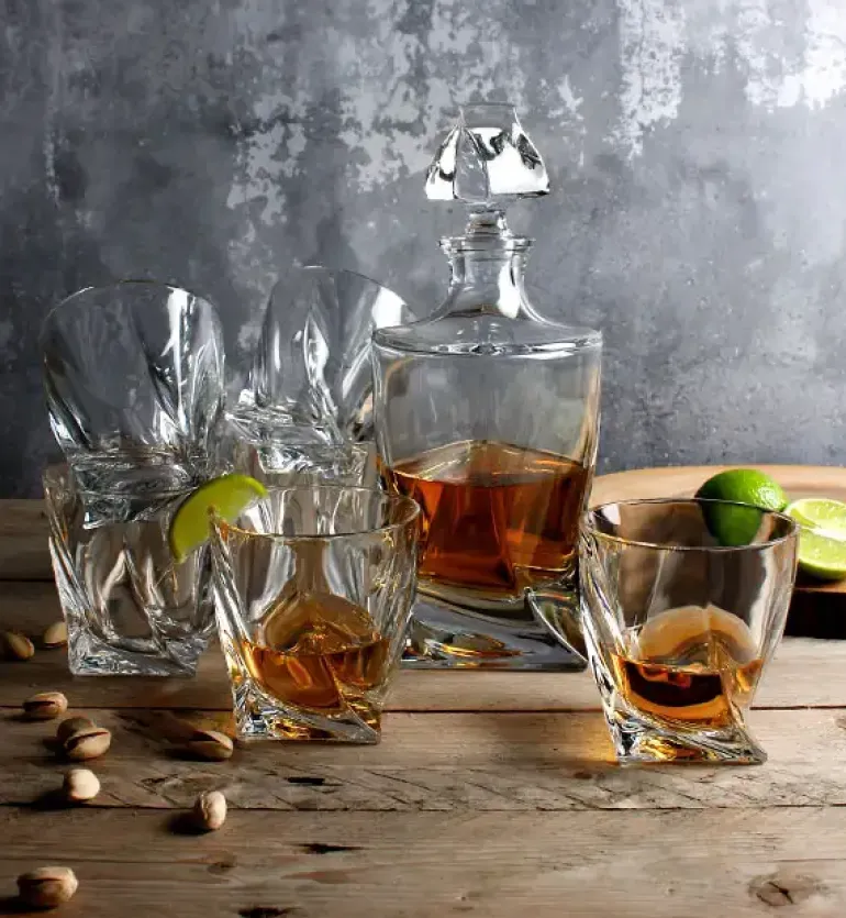 BOHEMIA QUADRO Zestaw do whisky Karafka + szklanki / 13 el / szkło kryształowe