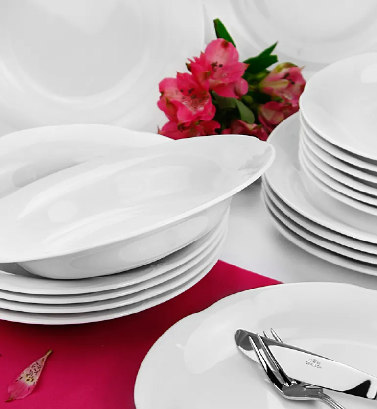 CHODZIEŻ KAMELIA C000 BIAŁA Talerz płytki 24 cm / porcelana