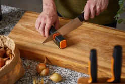 FISKARS EDGE Ostrzałka do noży Roll-Sharp / Rękojeść Softgrip