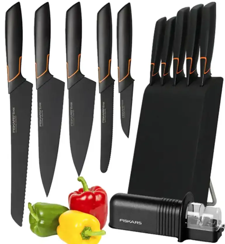 FISKARS EDGE 1003099 Zestaw 5 noży kuchennych w bloku czarnym / stal 420J2 / czarne ostrza + OSTRZAŁKA Essential