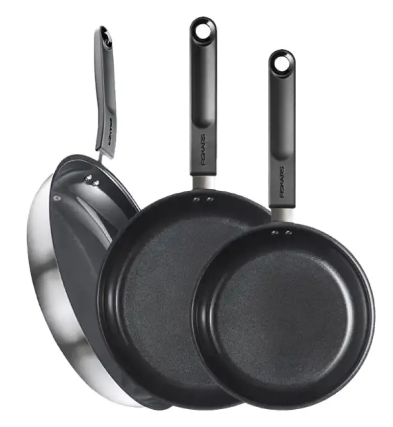 FISKARS FUNCTIONAL FORM Komplet patelni 20, 24, 28 cm / powłoka Ceratec™