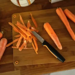 FISKARS FUNCTIONAL FORM 1057556+1057559 Komplet 6 noży kuchennych (3+3) w pudełkach / stal nierdzewna