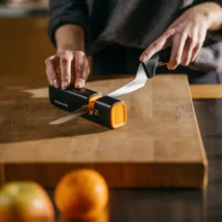 FISKARS FUNCTIONAL FORM 1057540 Nóż do filetowania 22 cm / stal nierdzewna