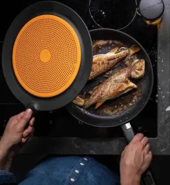 FISKARS FUNCTIONAL FORM 1027305 Pokrywka ochronna 30 cm na patelnię / tworzywo sztuczne