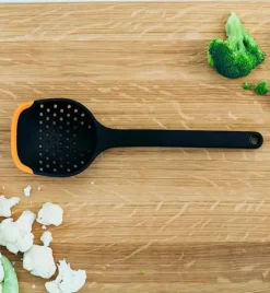 FISKARS FUNCTIONAL FORM 1027302 Łyżka cedzakowa 30 cm / tworzywo sztuczne