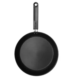 FISKARS KITCH'N 1055650 Patelnia 28 cm + pokrywka silikonowa / powłoka nieprzywierająca