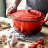 HAGE Garnek żeliwny emaliowany 3 l z pokrywką 22 cm czerwony
