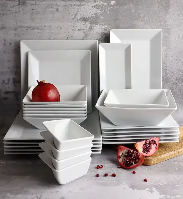 LUBIANA CLASSIC Serwis obiadowy 12 osób / 44 elementy | biała porcelana kwadrat