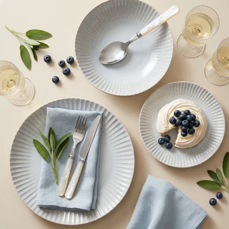LUBIANA DAISY STONEWARE PERŁOWY | Serwis obiadowy 18 elementów dla 6 osób | kolor błękitny