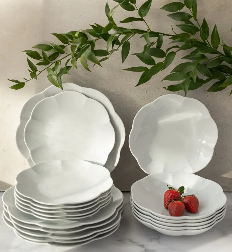 LUBIANA NAOMI Serwis obiadowy 12 osób / 36 elementów | biała porcelana