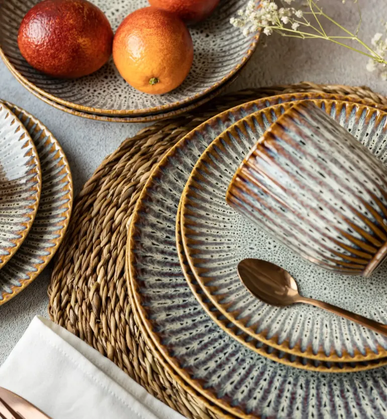 LUBIANA STONEWARE CERAMIKA / METEOR DESERT / Serwis obiadowy 24 elementów dla 8 osób / odcień piaskowo-niebieski