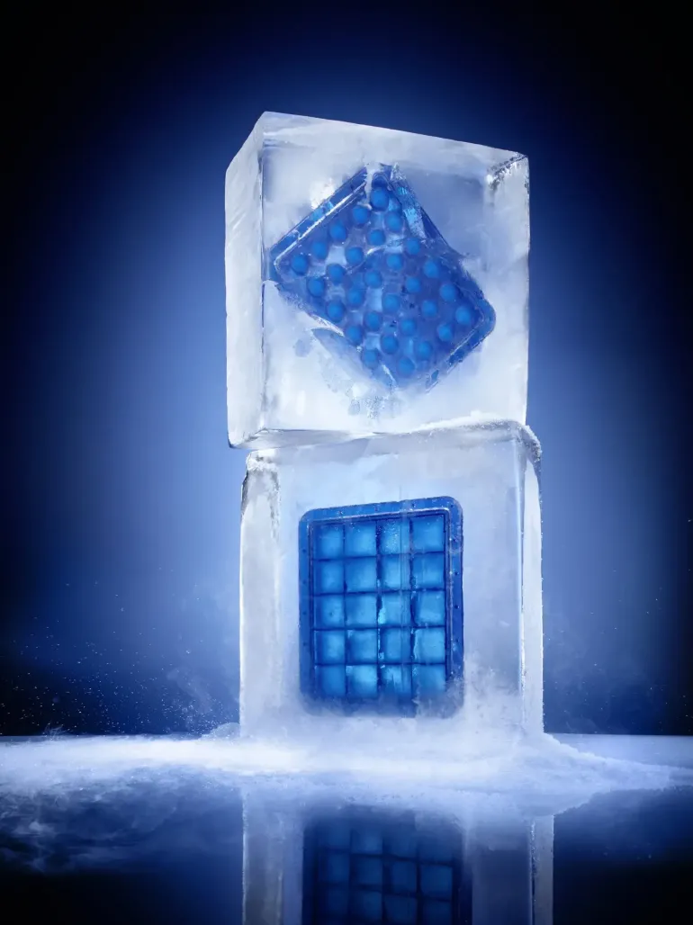 LURCH ICE FORMER Foremka na lód / 12 dużych kostek / silikon platynowy / FreeForm