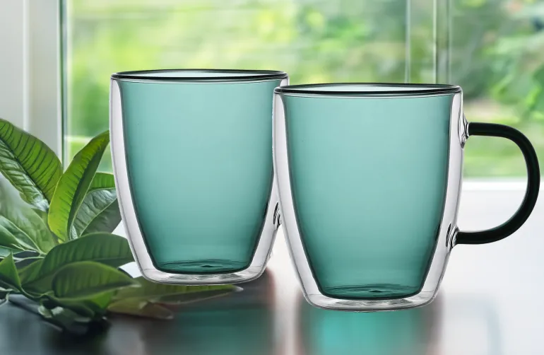 MG HOME DECO ZESTAW SZKLANEK KOLOROWYCH DOUBLE WALL Z KOLOROWYM UCHEM 2x300ML (ZIELONE)