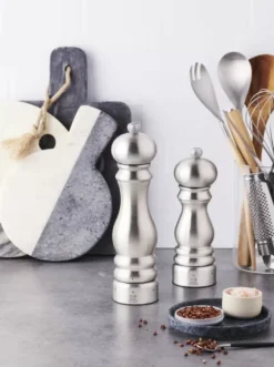 PEUGEOT CHEF Młynek do pieprzu 18 cm / stal nierdzewna INOX