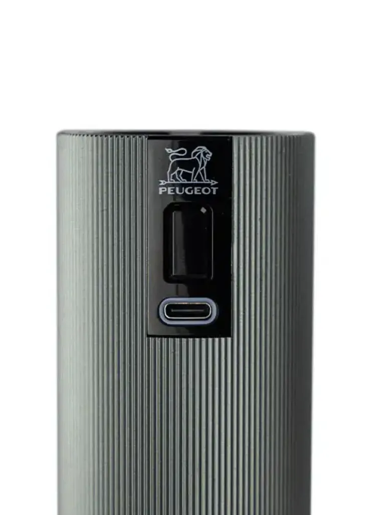 PEUGEOT LINE ELECTRIC Młynek do pieprzu 15 cm / karbon / elektryczny