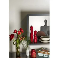 PEUGEOT PARIS Młynek do pieprzu 12 cm / red passion lacquer / drewno bukowe