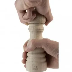 PEUGEOT PARIS NATURE Młynek do soli 12 cm / drewno bukowe