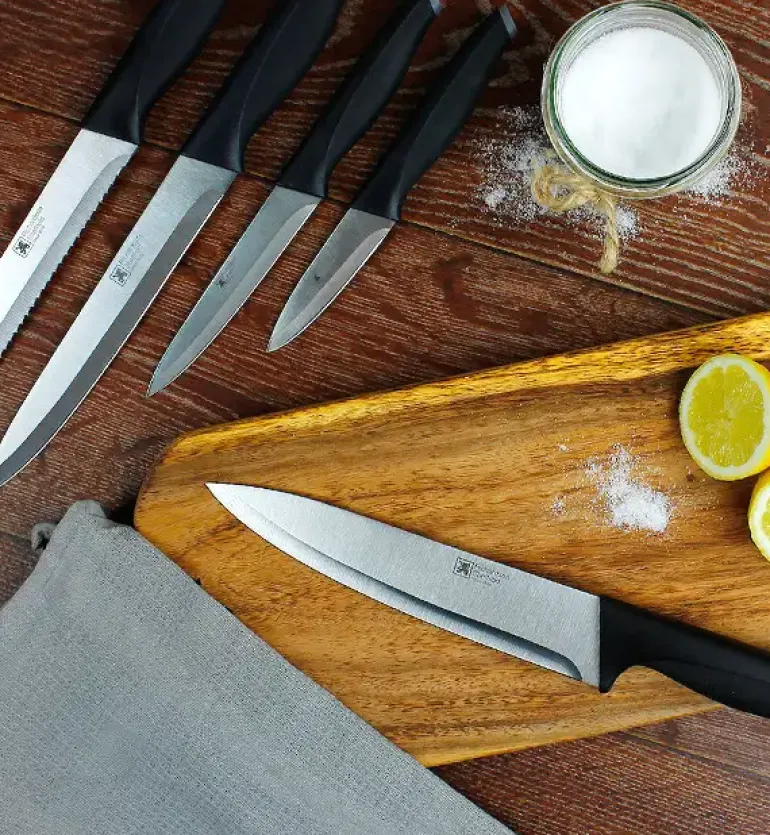 RICHARDSON SHEFFIELD ADVANTAGE Noże kuchenne 5 elementów z listwą magnetyczną