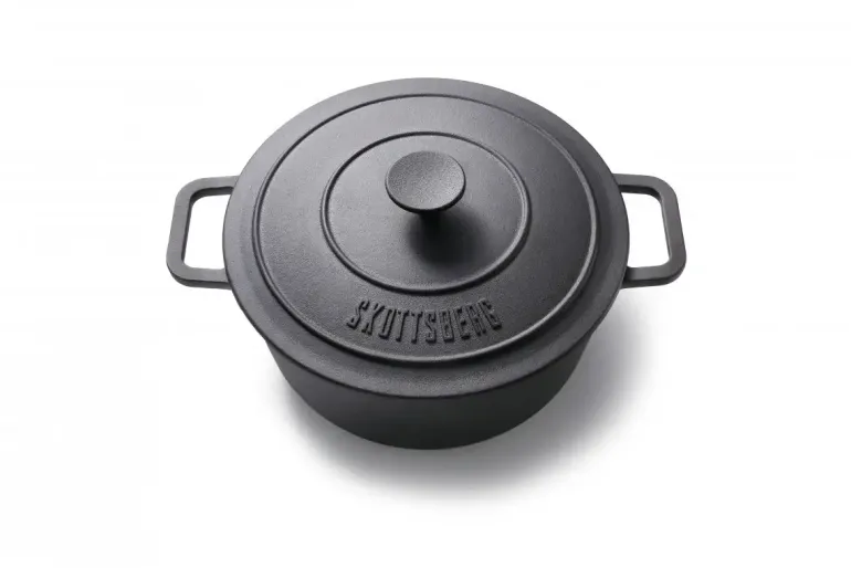 SKOTTSBERG | CAST IRON | Garnek 5,5 l z pokrywką 28 cm ŻELIWNY
