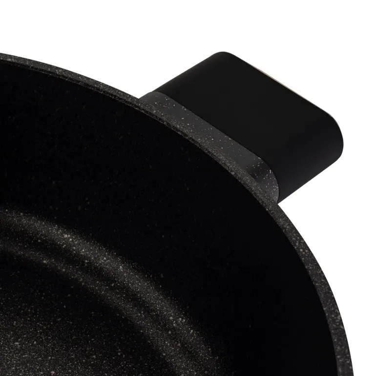 STARKE PRO STARLET PATELNIA KRÓT. UCH. Z POKRYWKĄ BLACK 28X8CM