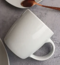 WYPRZEDAŻ! WATERSIDE EVERYDAY WHITE Komplet 5 kubków / porcelana