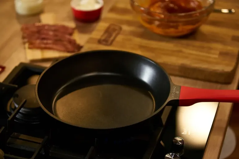 ZWIEGER OBSIDIAN Komplet patelni 20, 28 cm + pokrywki TADAR / powłoka GREBLON non- stick