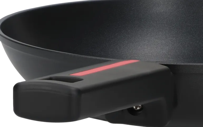 ZWIEGER RED LINE Patelnia 28 cm / powłoka nieprzywierająca TitanEX